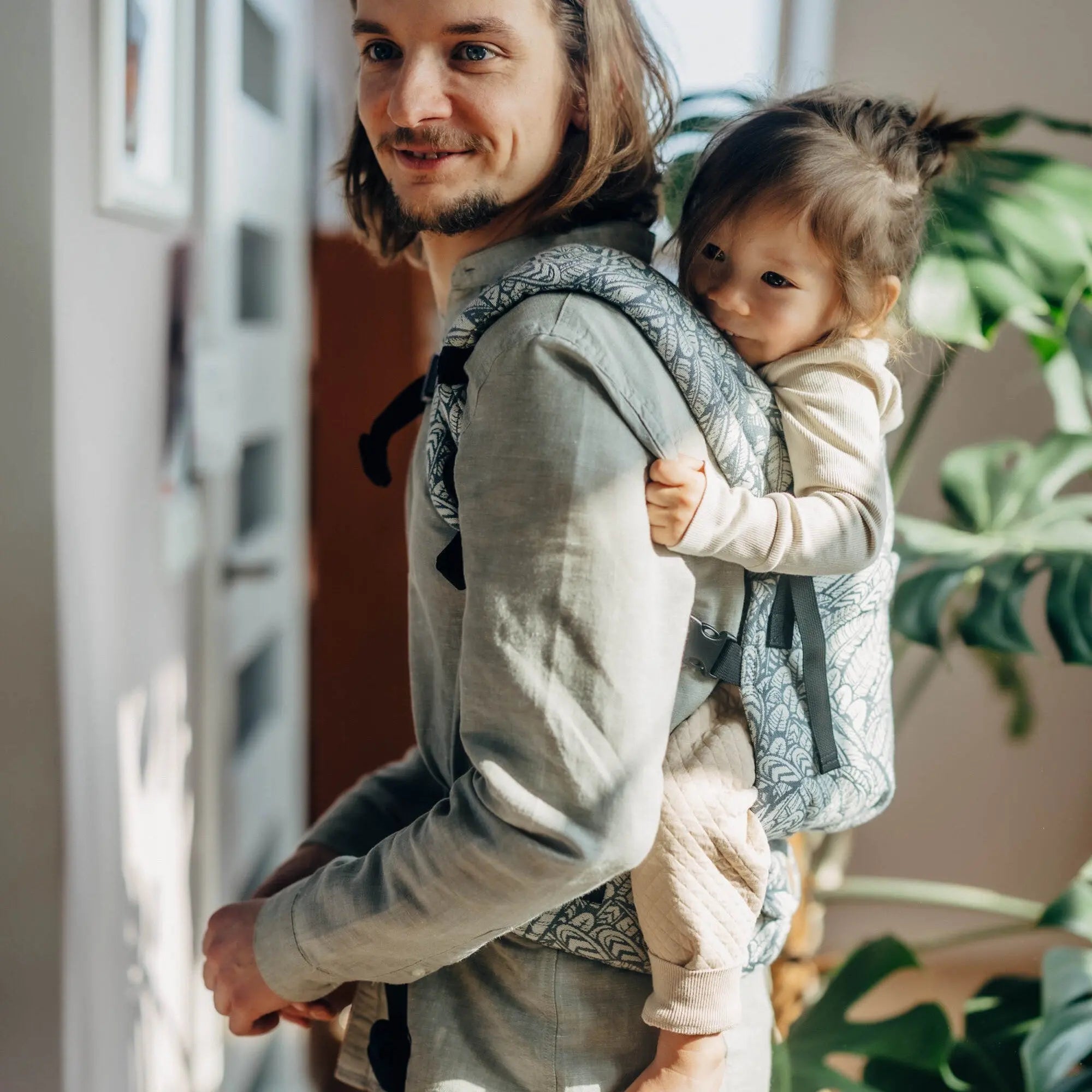Wild Soul Nike LennyLight Baby Carrier by LennyLamb LennyLamb