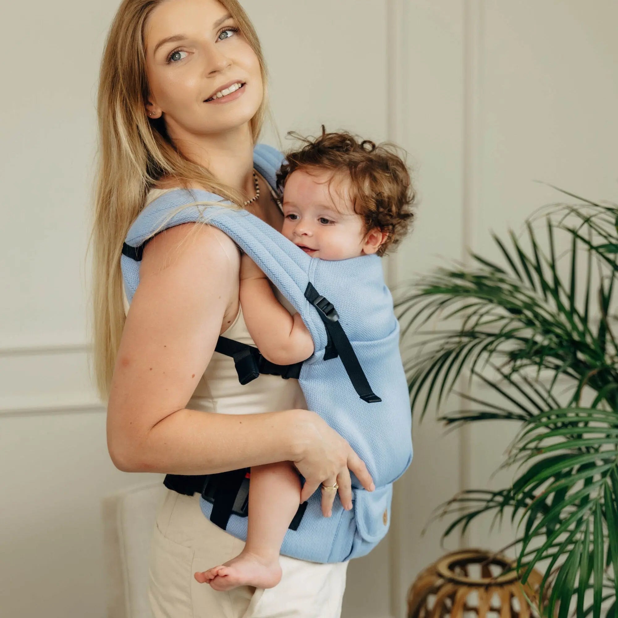 Skylight LennyLight Baby Carrier by LennyLamb LennyLamb