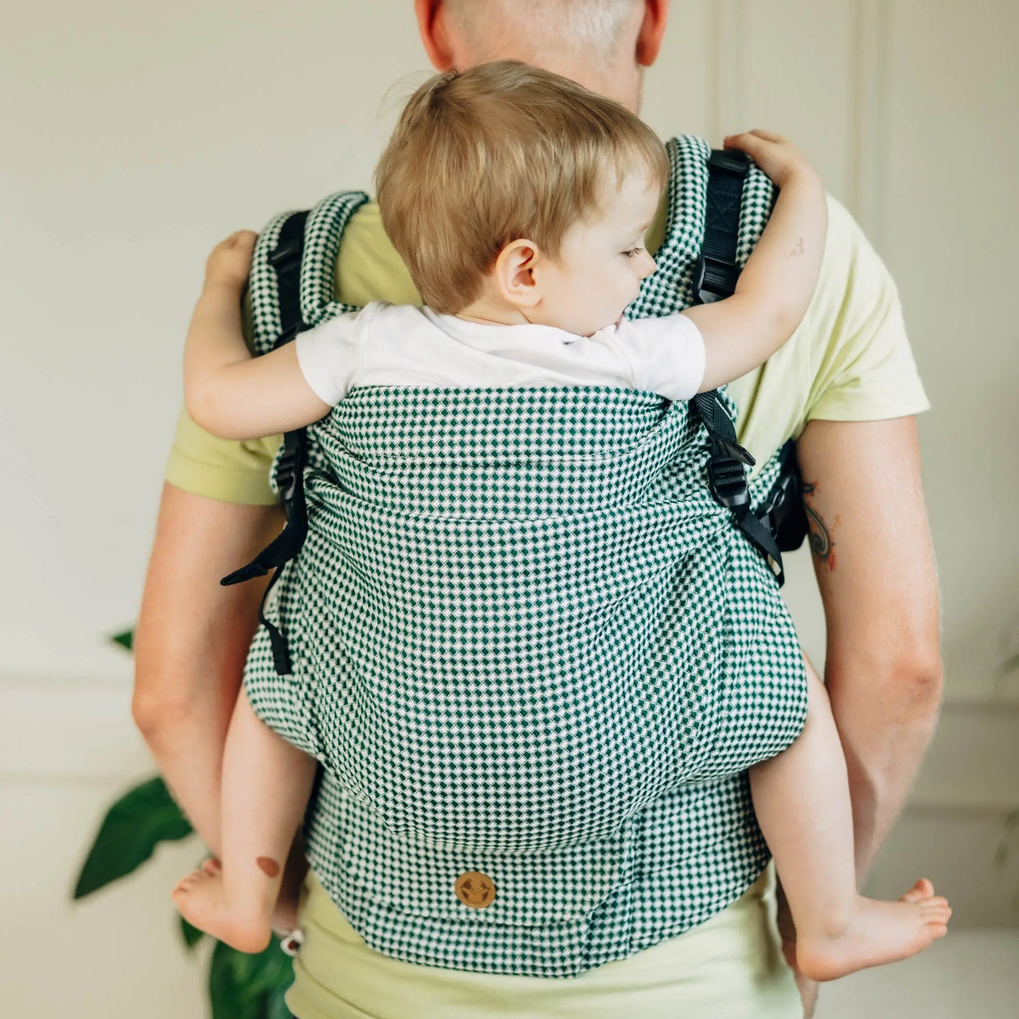 Luminara LennyPreschool Carrier by LennyLamb LennyLamb
