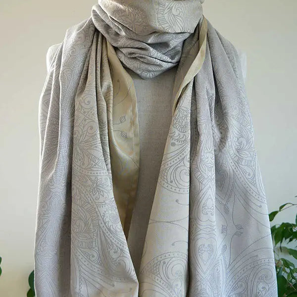 Lilika Diana Scarf by Oscha Oscha