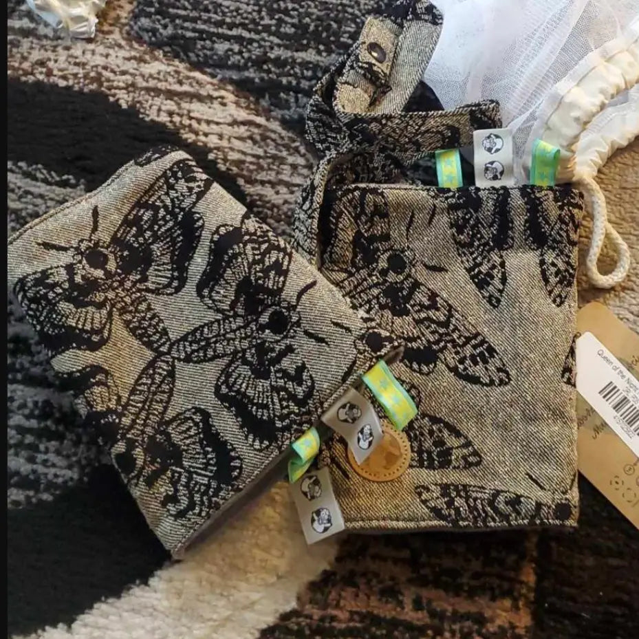 Queen of the Night Pamina Drool Pads & Reach Straps by LennyLamb LennyLamb