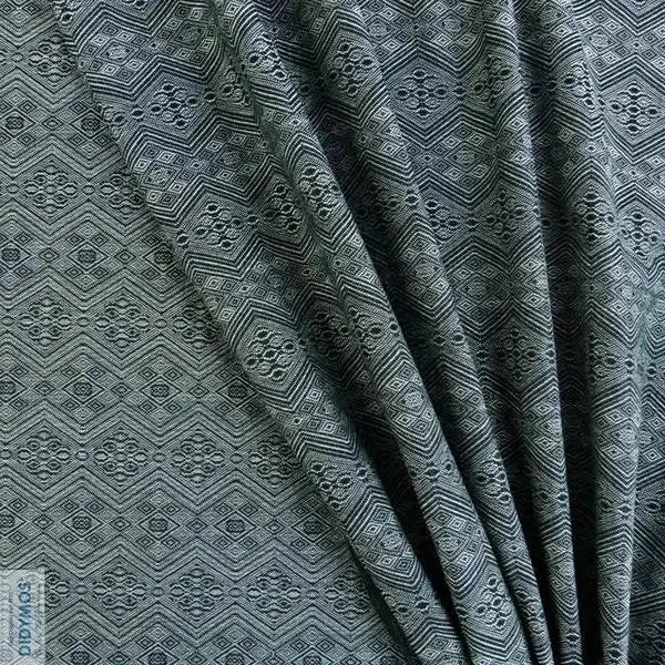New Release: Didymos Anthracite Tussah Silk Old Standard OS 1975 - Little Zen One
