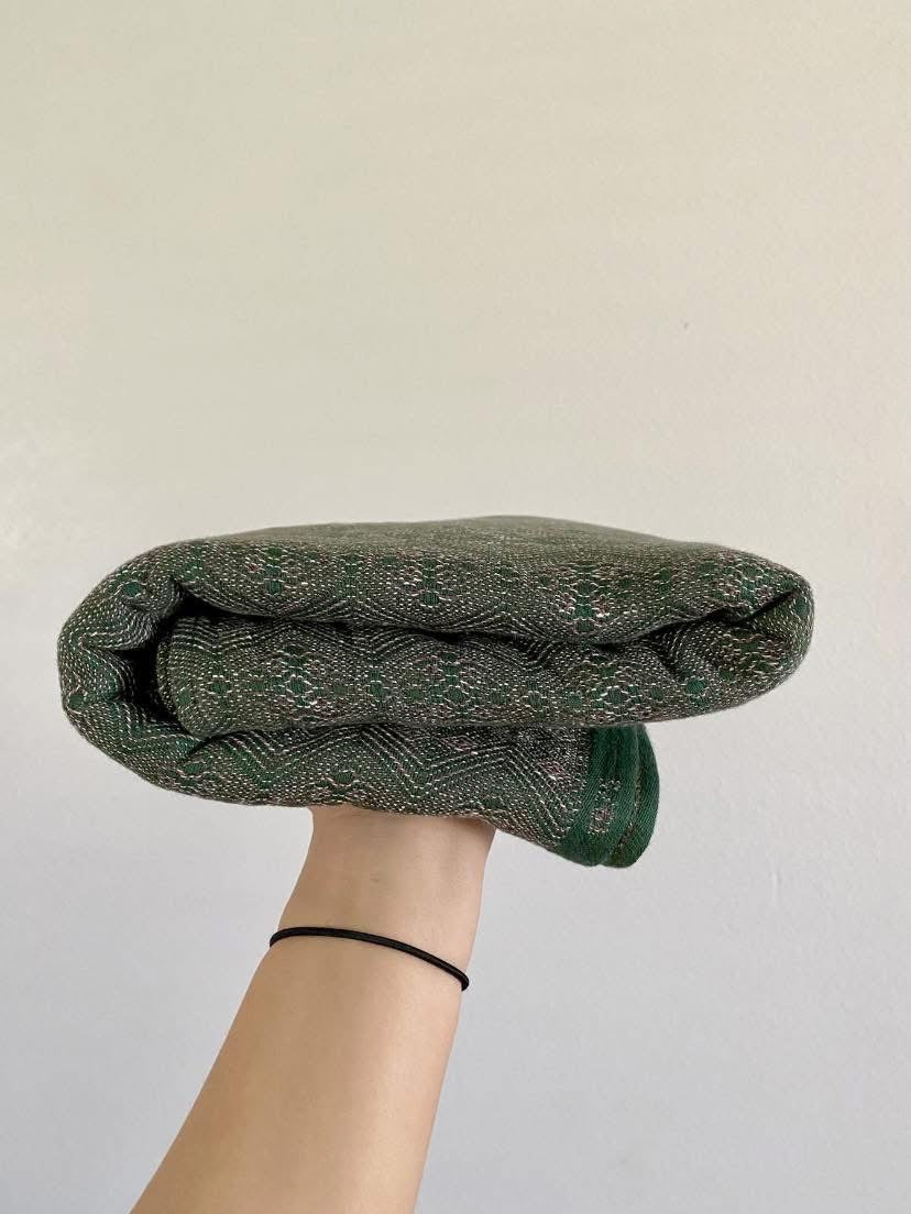Didymos  1975 Old Standard Forest Rock woven baby wrap