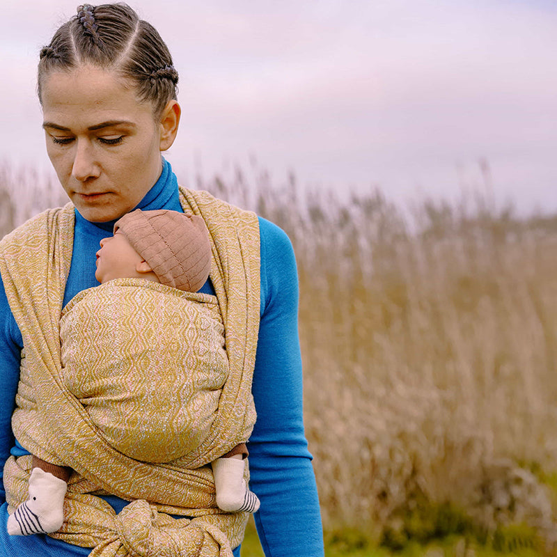 Hedwych Hearts Felice Woven Wrap by Didymos Didymos at Little Zen One