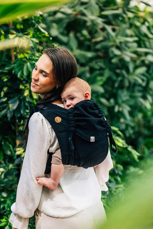 Peacock's Tail Pitch Black Toddler Onbuhimo PRO by LennyLamb LennyLamb