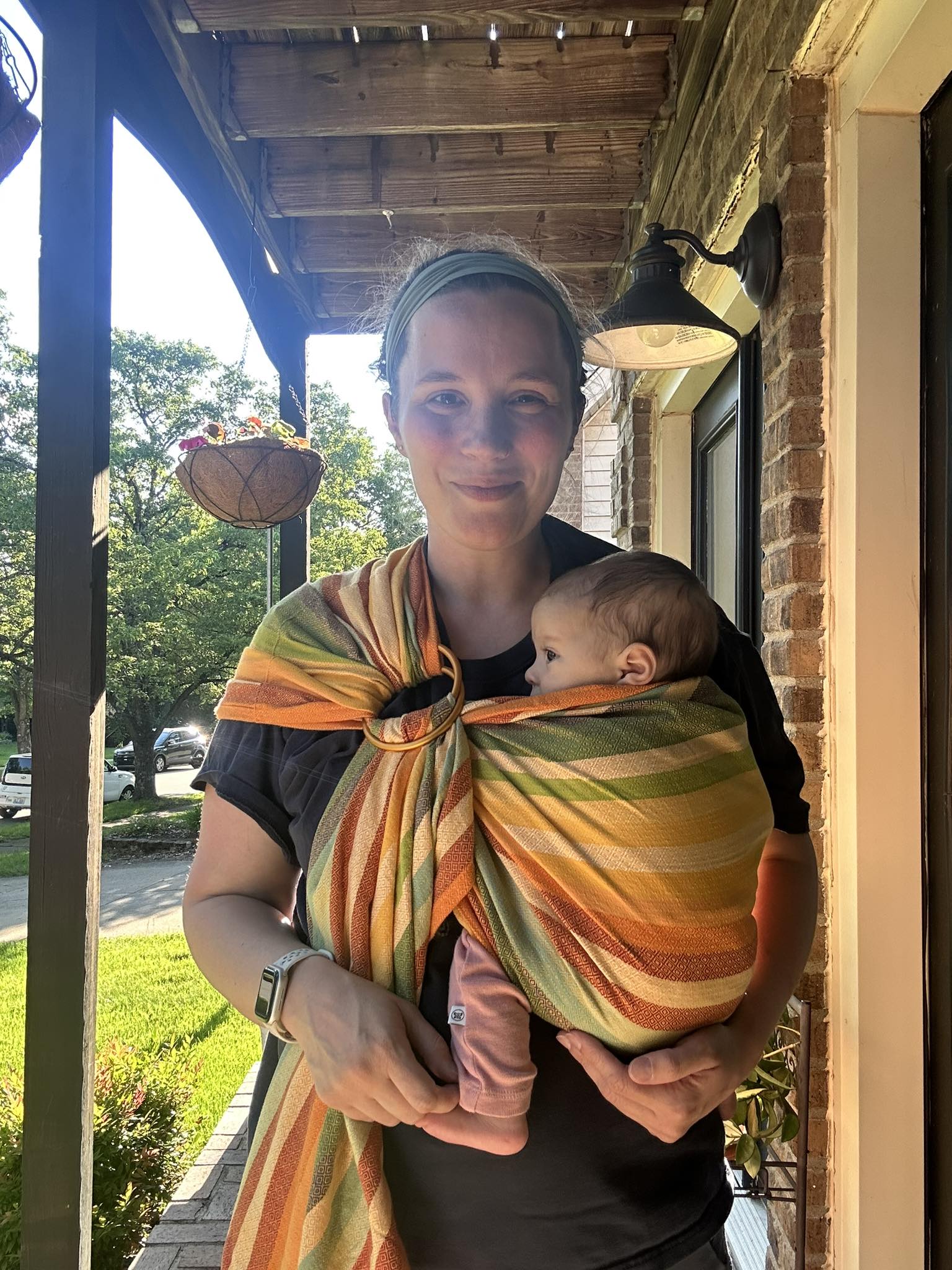 Alegria fusion de Oro Ring Sling by Girasol Girasol at Little Zen One