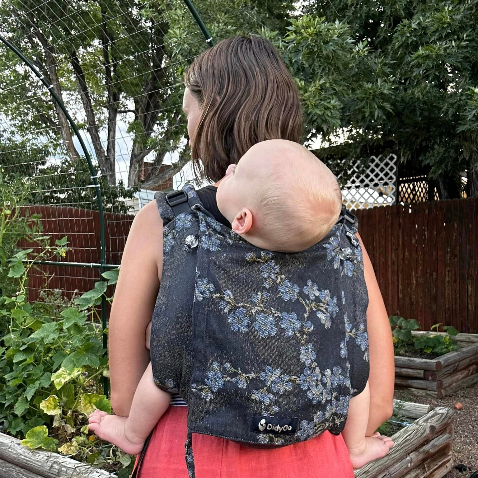 Blue Blossom DidyGo Onbuhimo by Didymos Didymos at Little Zen One