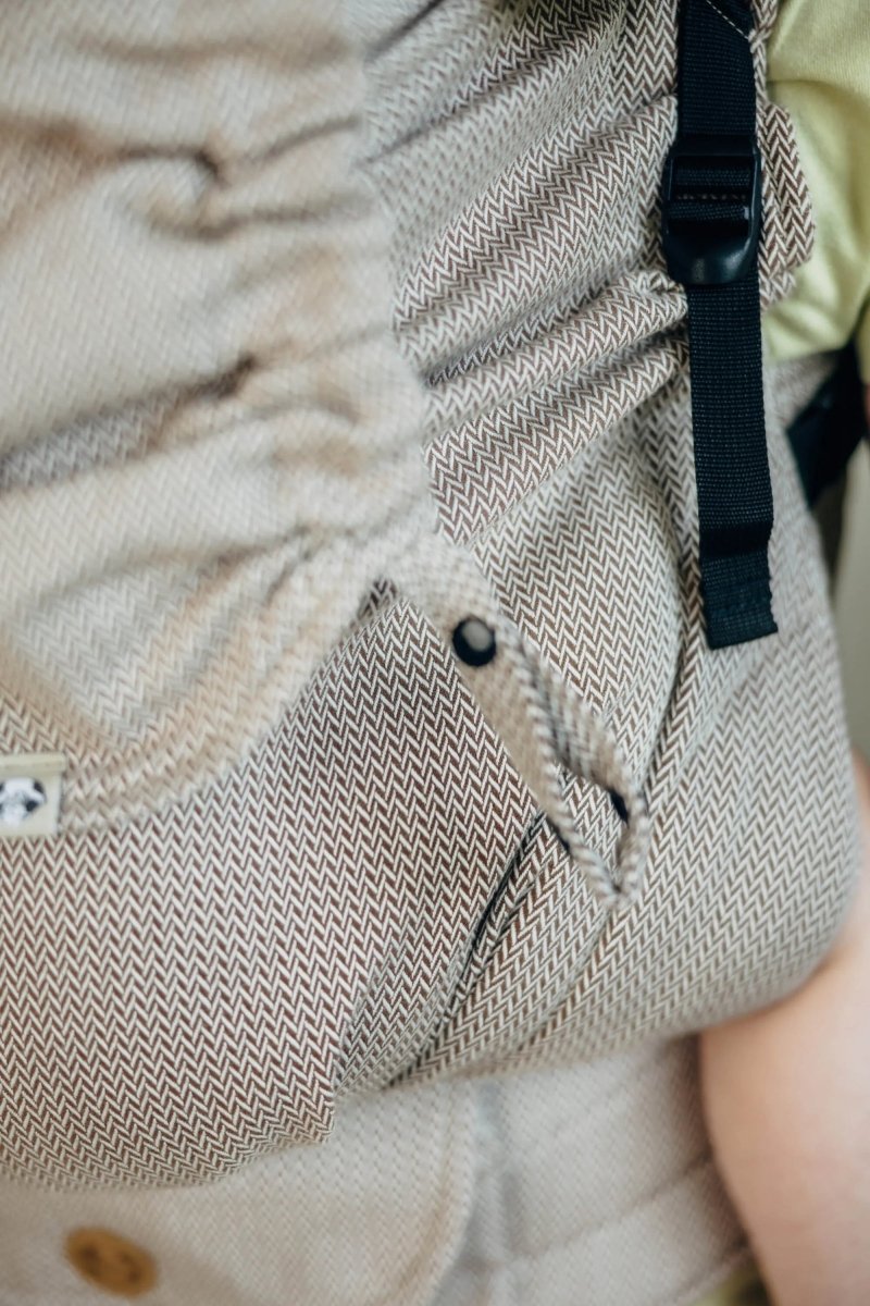 Almond LennyPreschool Carrier