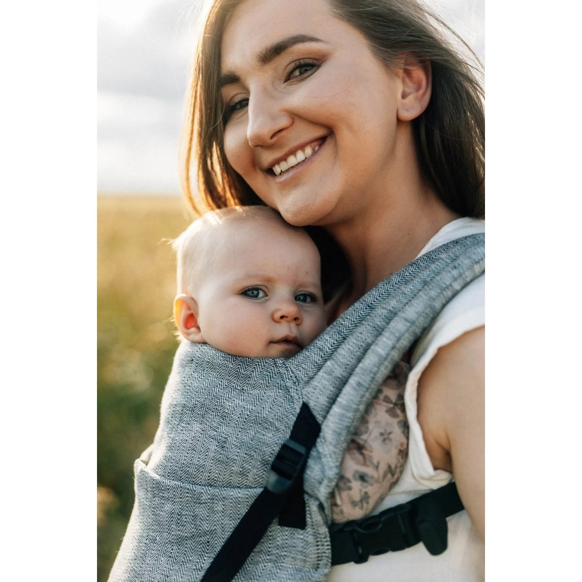 Arrow Wave LennyLight Baby Carrier by LennyLamb - Buckle CarrierLittle Zen One5907557785785