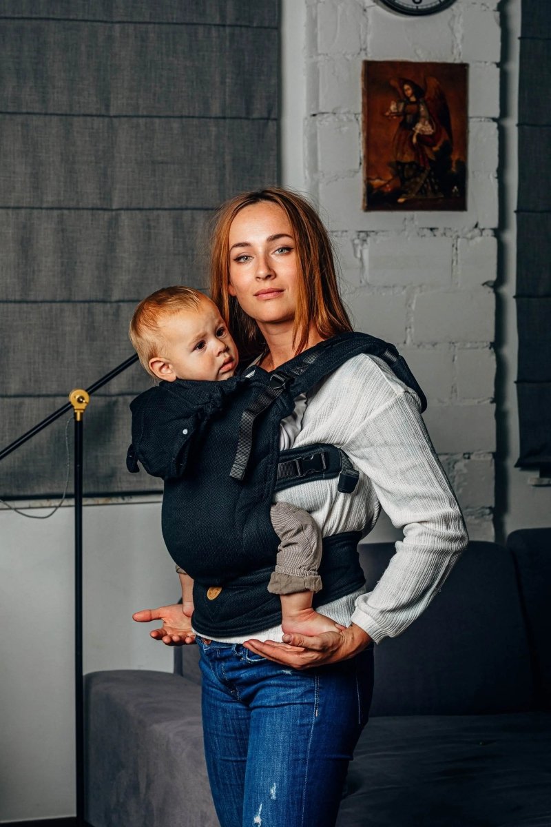 Ebony Black LennyGo by Lennylamb - Buckle CarrierLittle Zen One5907557752473