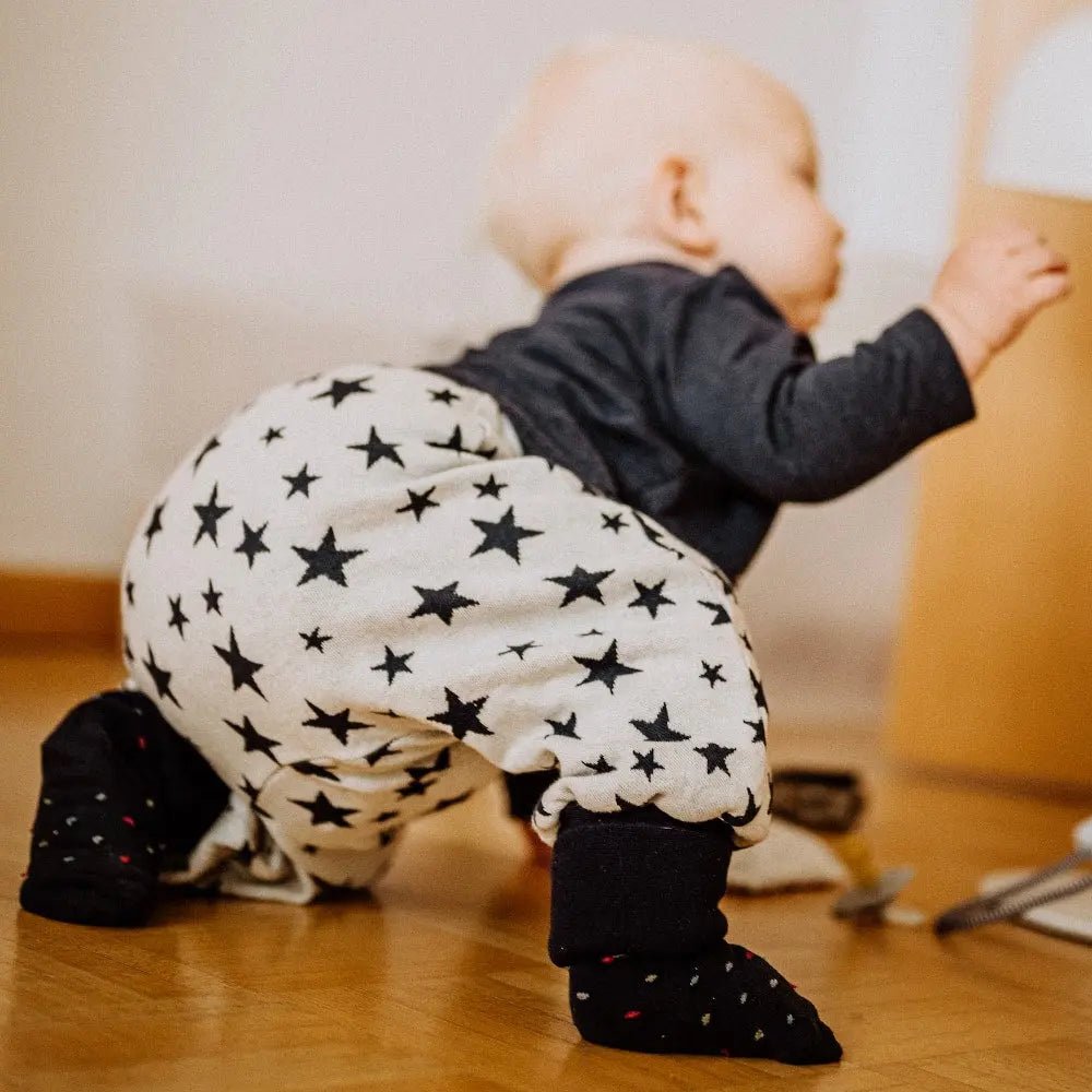 Grow With Me Pants Jersey Stars by Didymos - Baby Carrier AccessoriesLittle Zen One30496336