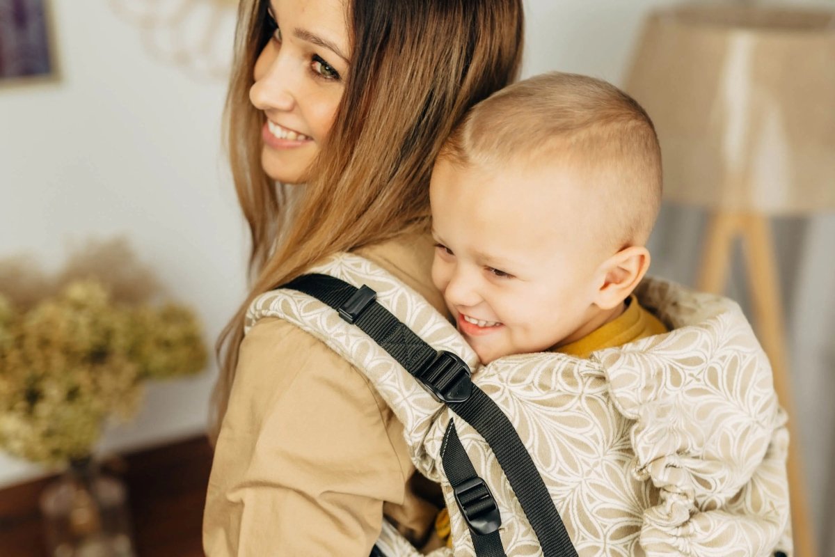 Infinity Golden Hour LennyPreschool Carrier by LennyLamb - Buckle CarrierLittle Zen One5907557777001