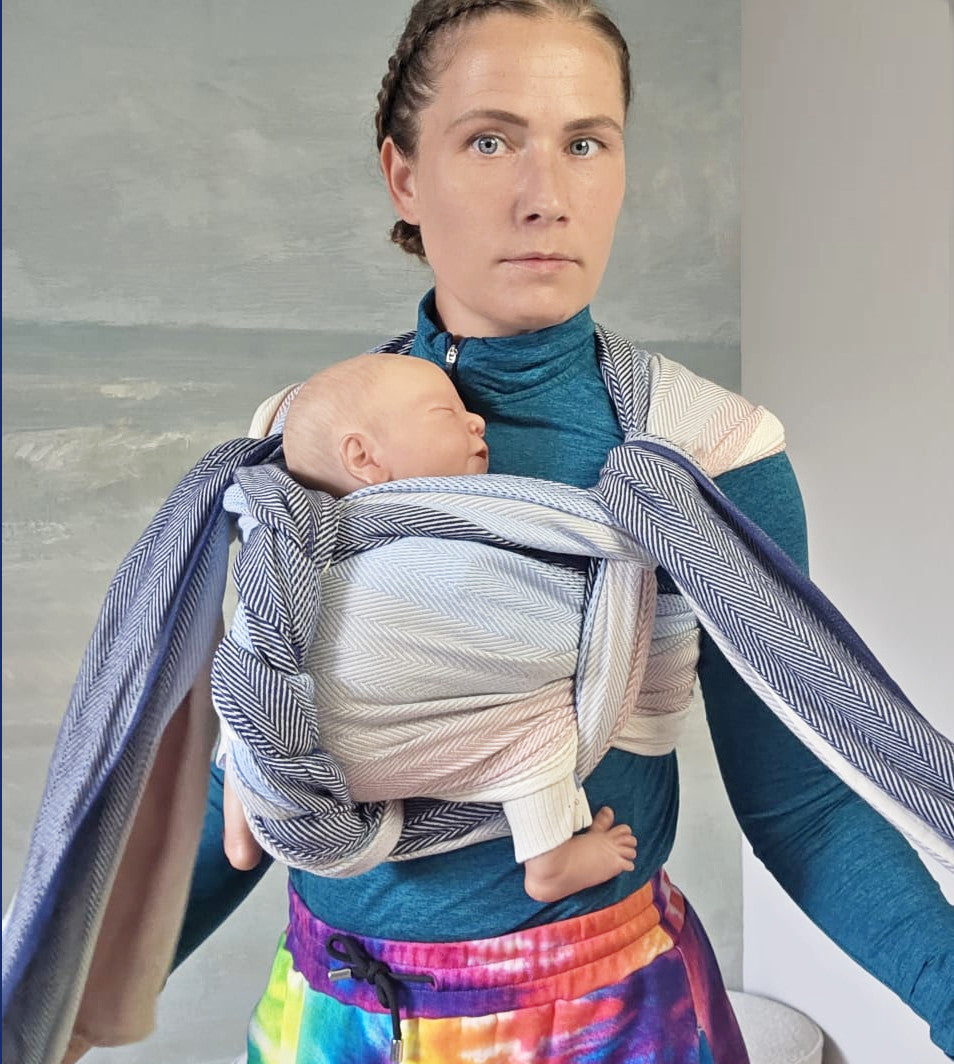 Lisca Opal Woven Wrap by Didymos, tying a front carry