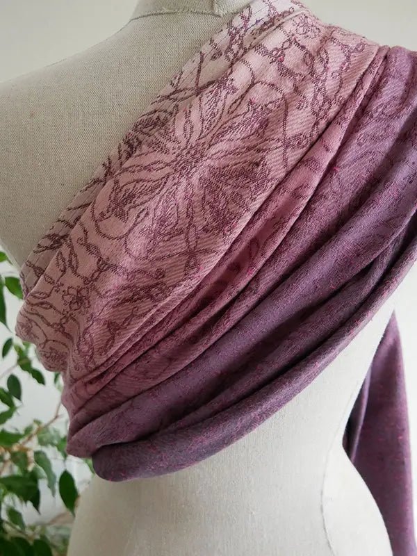 Lothlórien Damask Ring Sling by Oscha - Ring SlingLittle Zen One111136386