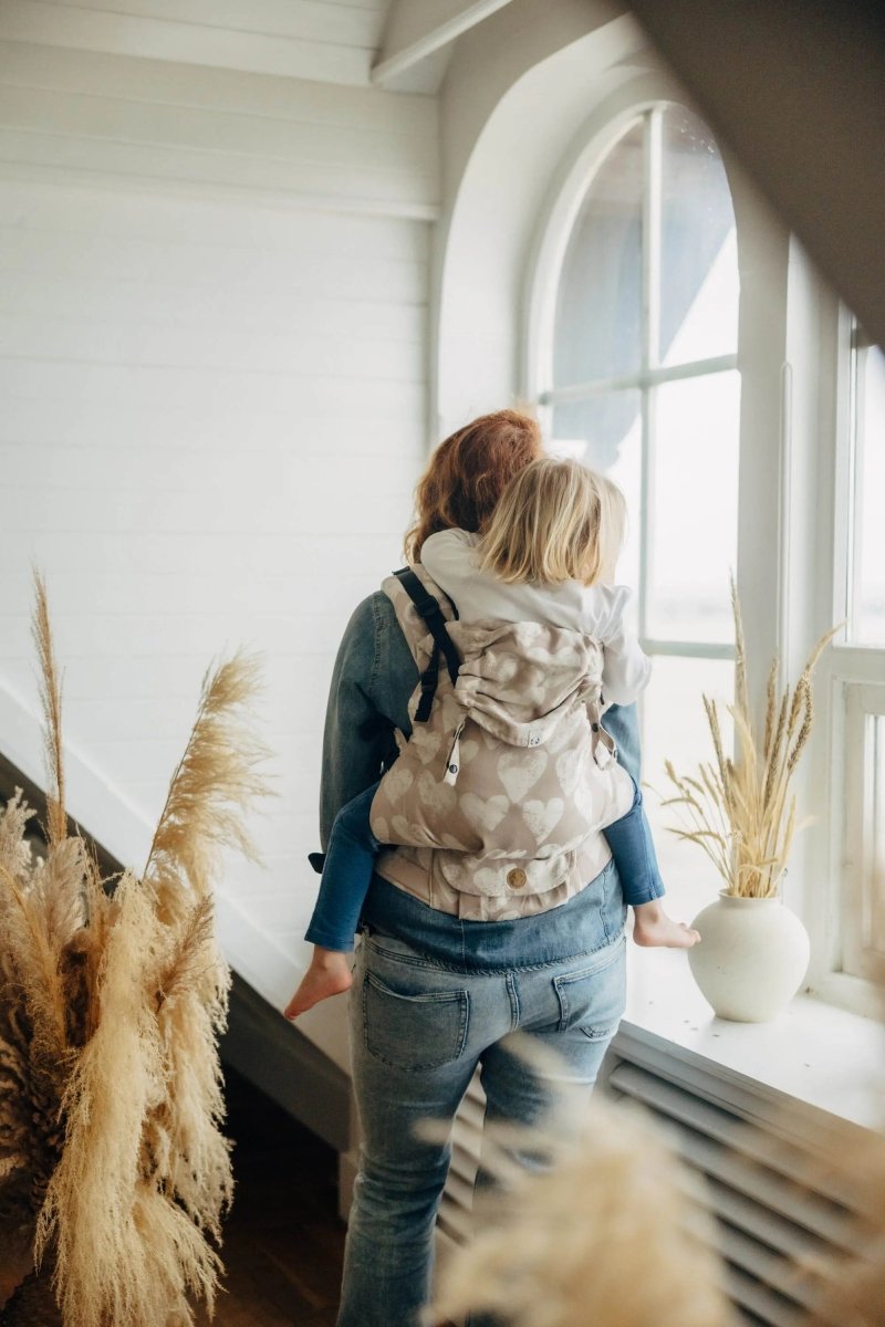 Lovka Petite Bold LennyPreschool Carrier