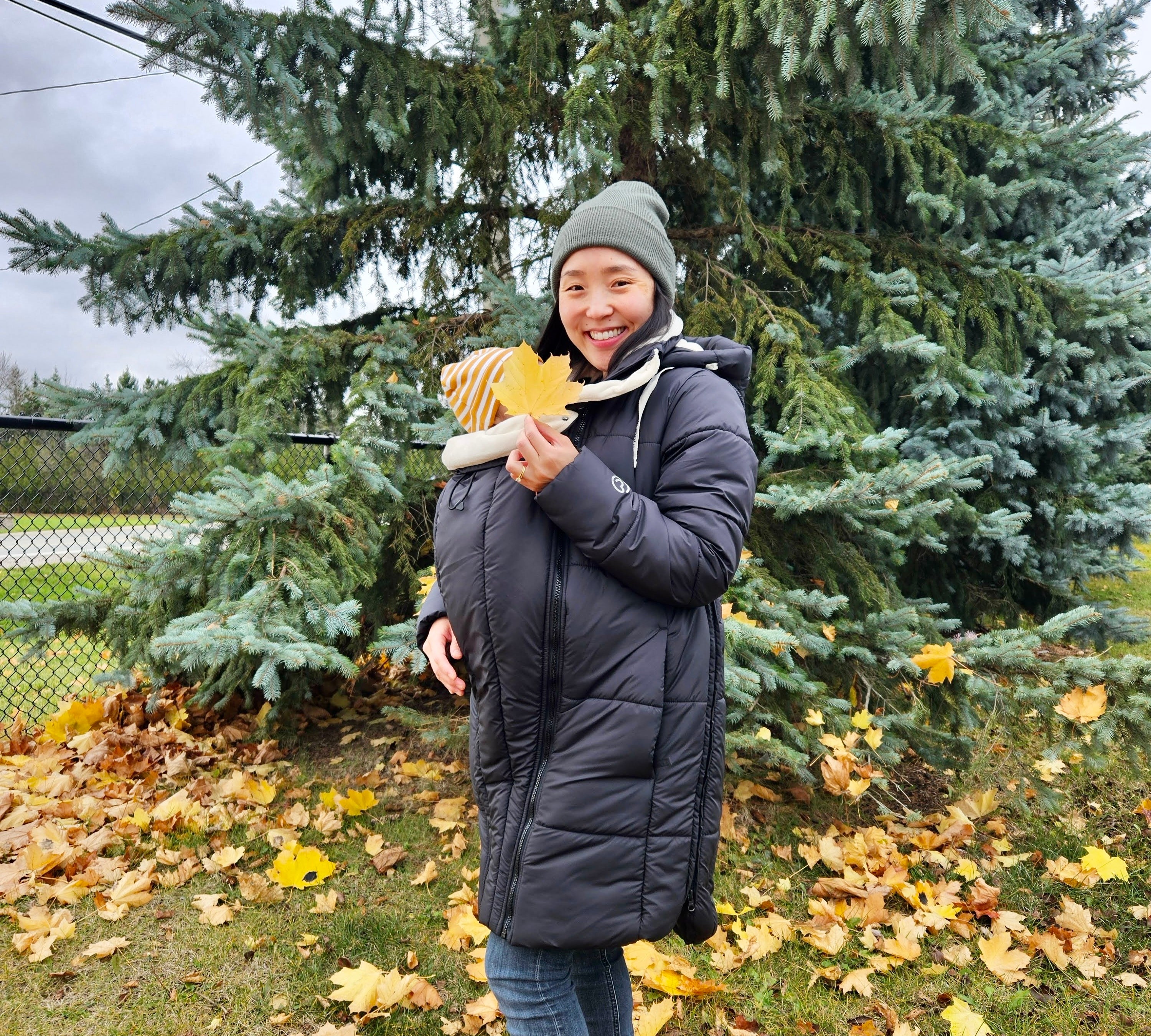 Mamalila Copenhagen Black Babywearing Jacket Winter Fall