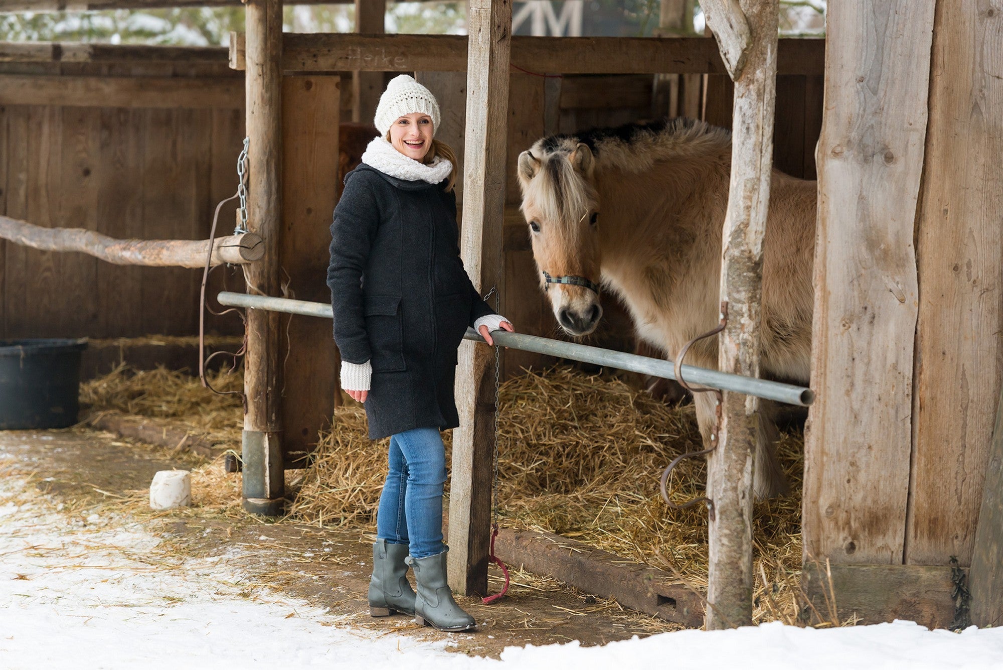 Mamalila Vienna Anthracite Grey Maternity and Babywearing Wool Coat