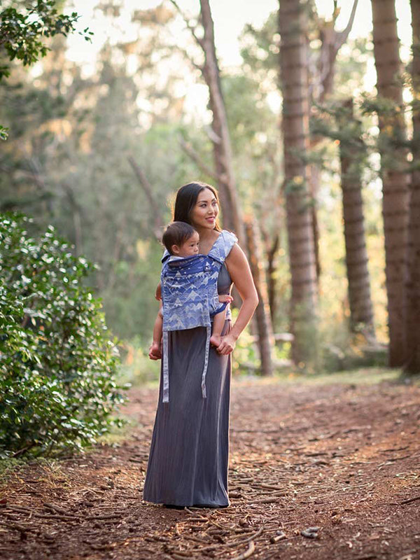 Misty Mountains™ Aduial Cairis Half Buckle by Oscha Oscha at Little Zen One