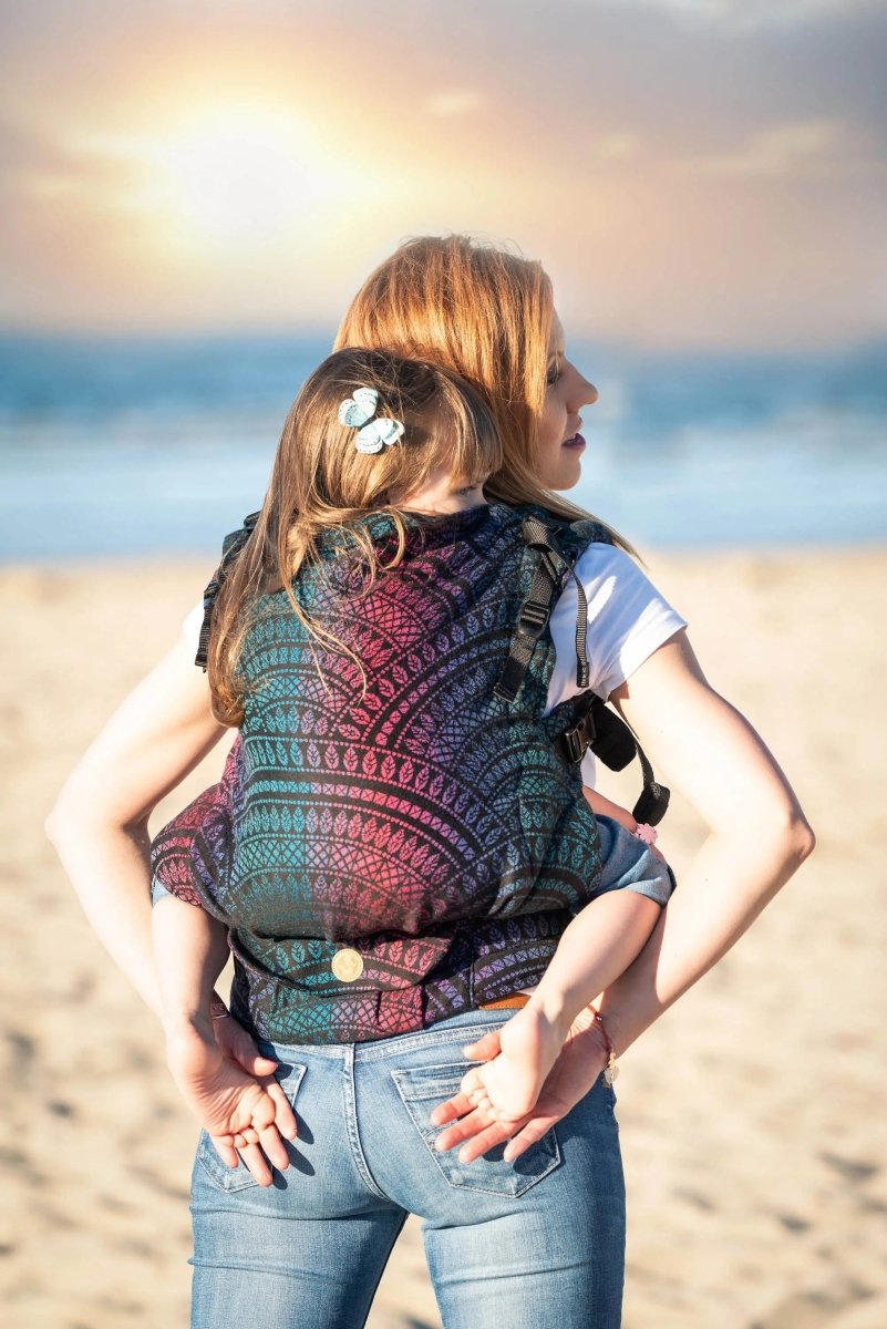 Peacock's Tail Black Opal LennyPreschool Carrier by LennyLamb - Buckle CarrierLittle Zen One5907557760997