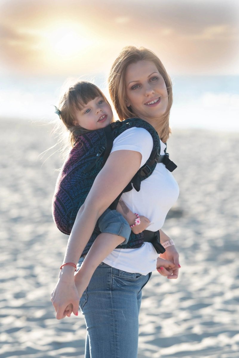 Peacock's Tail Black Opal LennyPreschool Carrier by LennyLamb - Buckle CarrierLittle Zen One5907557760997