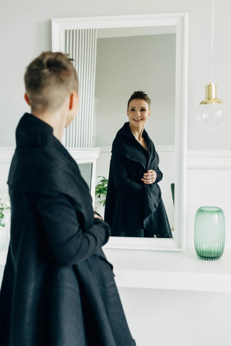 Peacock's Tail Pitch Black Long Cardigan by LennyLamb - Babywearing OuterwearLittle Zen One5907557788281