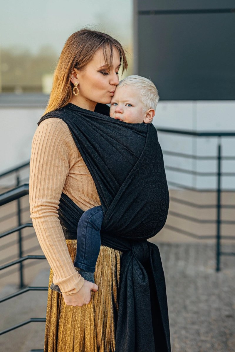 Peacock's Tail Pitch Black Woven Wrap by LennyLamb - Woven WrapLittle Zen One5907557756679