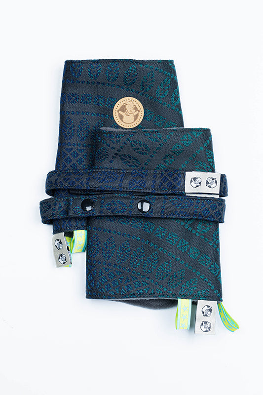 Peacock's Tail Quantum - Drool Pads & Reach Straps by LennyLamb LennyLamb at Little Zen One