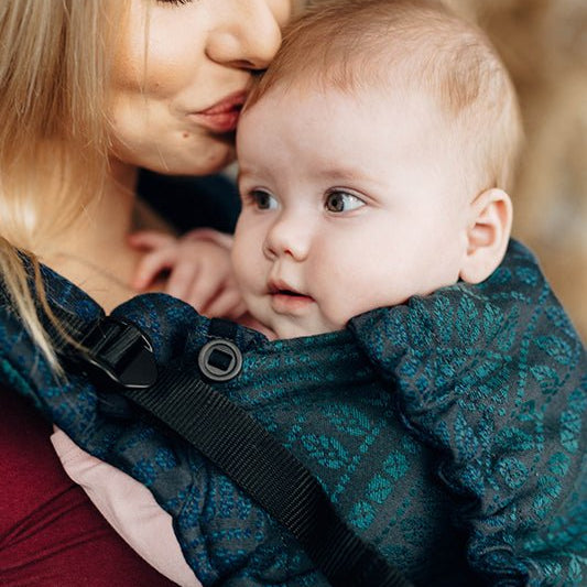 Peacock's Tail Quantum LennyUpGrade by LennyLamb - Buckle CarrierLittle Zen One5907557778190