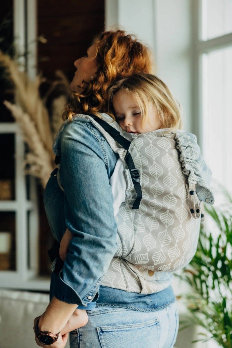 Petals Restful LennyPreschool Carrier by LennyLamb - Buckle CarrierLittle Zen One5907557784542