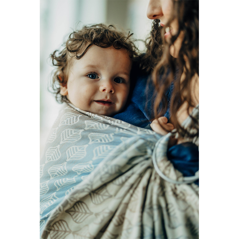 Petals Restful Ring Sling