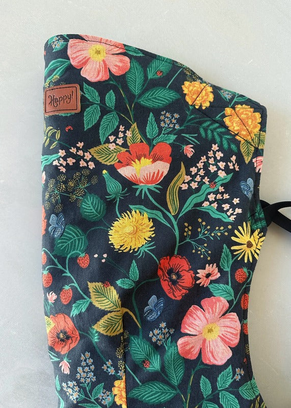 Poppyfields Black Happy Baby Carrier