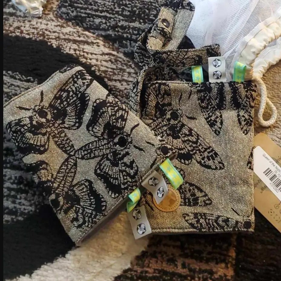 Queen of the Night Pamina Drool Pads & Reach Straps by LennyLamb - Baby Carrier AccessoriesLittle Zen One4157025819