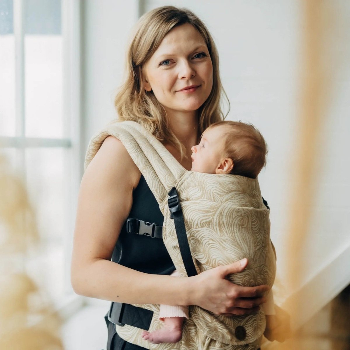 Rapunzel Auratum LennyLight Baby Carrier