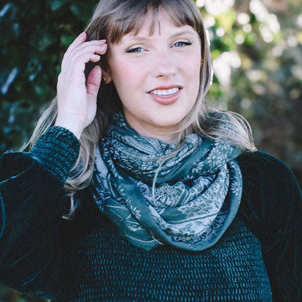 Shire Westfarthing Infinity Loop Scarf