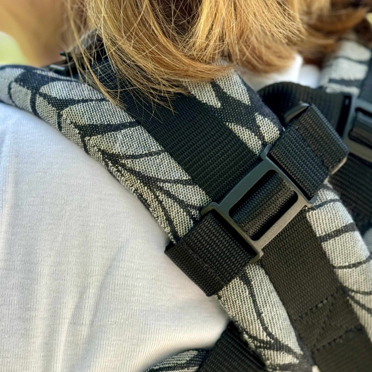 Trias Monochrome DidyFix by Didymos - Buckle CarrierLittle Zen One4048554357689