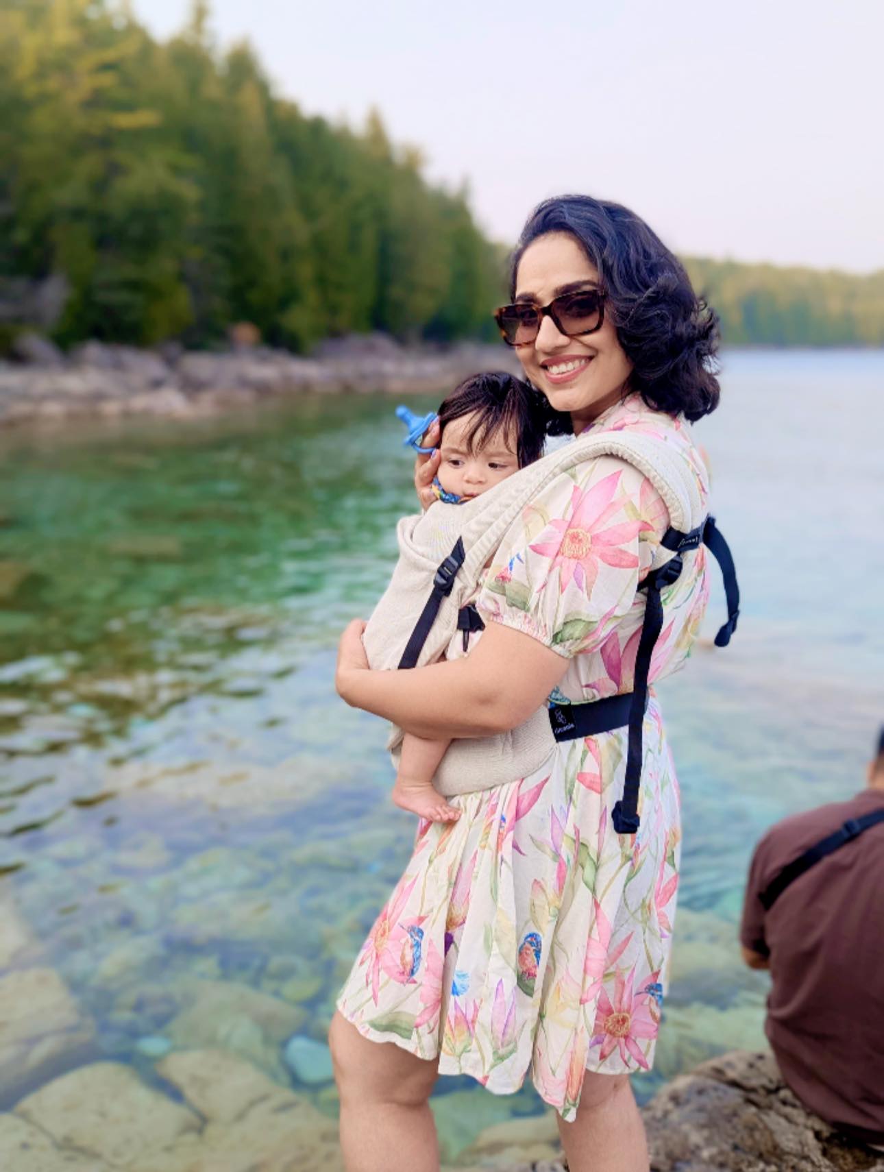 LennyLamb Buckle Carrier LennyLight Almond Binny Pulkit Garg