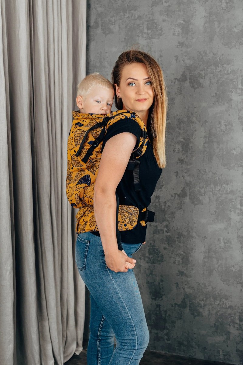 Under The Leaves Golden Autumn LennyPreschool Carrier by LennyLamb - Buckle CarrierLittle Zen One5907557754088